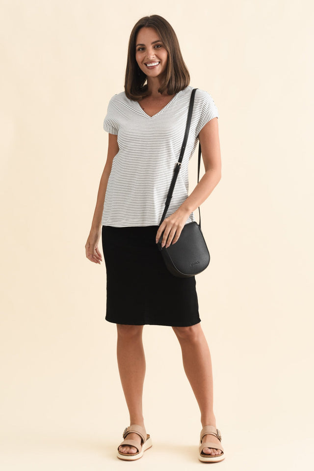 alt text|model:MJ image 3