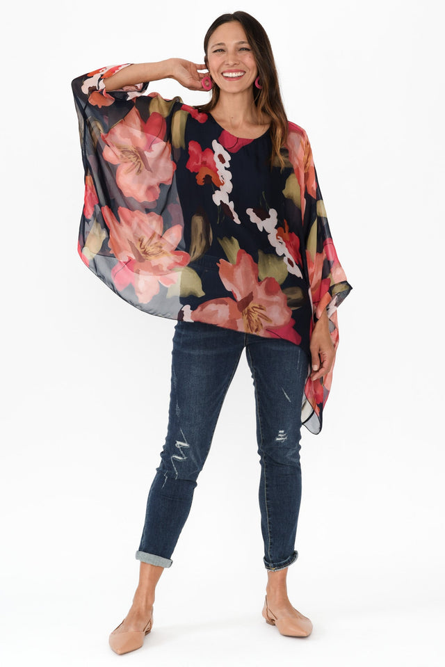 alt text|model:Cara image 6