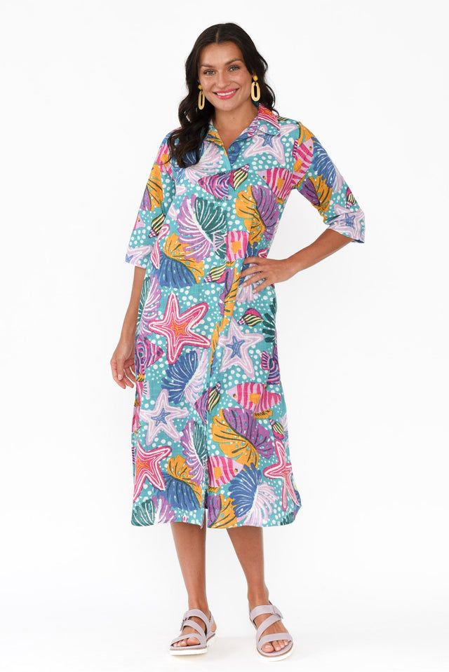 alt text|model:Brontie image 3