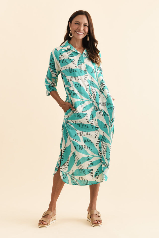 alt text|model:Cara image 6