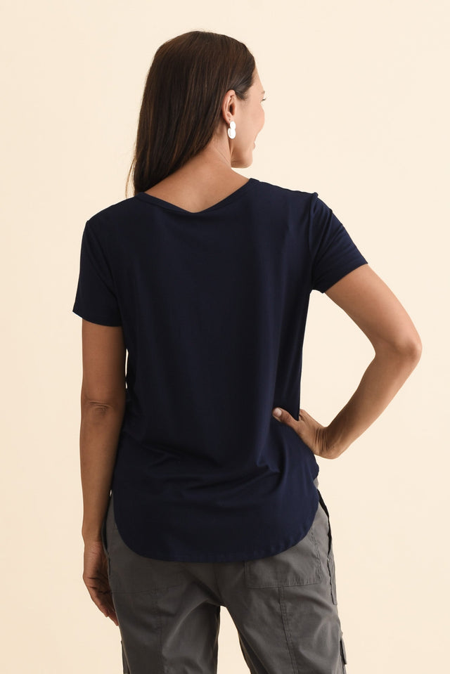 alt text|model:Cara image 6