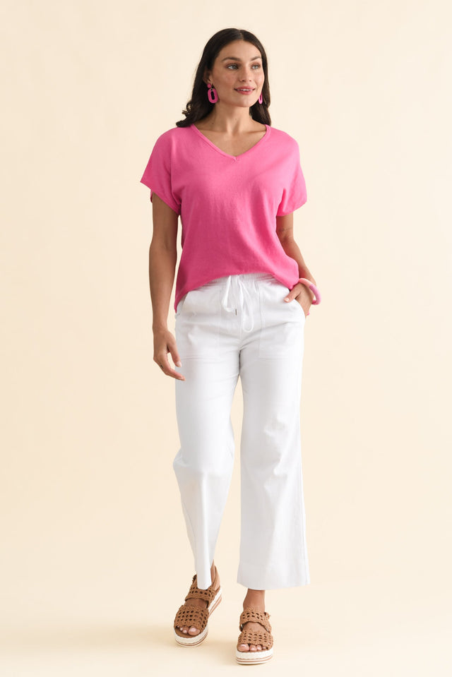 alt text|model:Brontie image 3