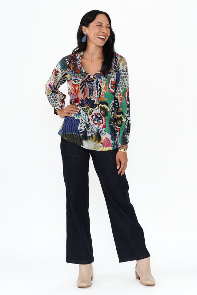 alt text|model:Cara image 6