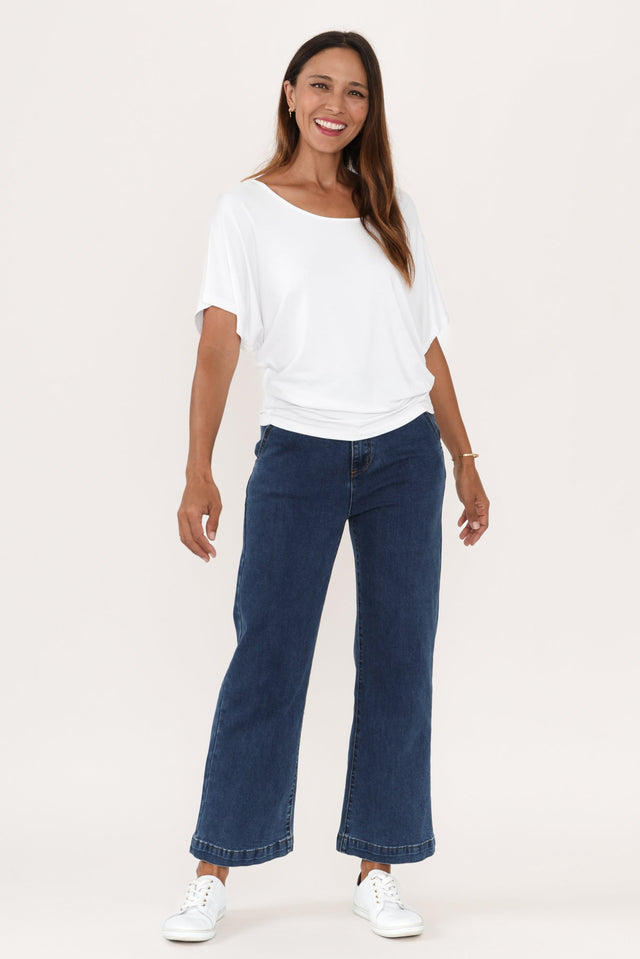 alt text|model:Cara image 9