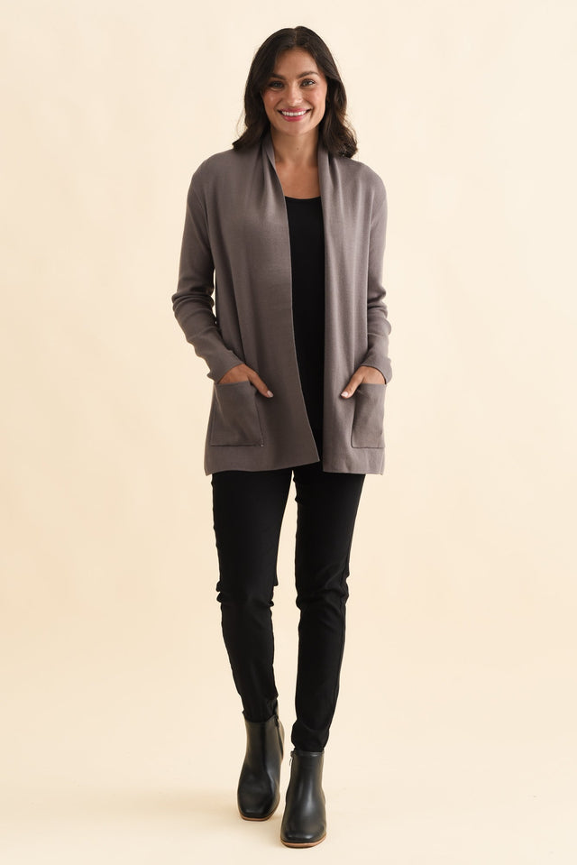 alt text|model:Brontie image 6