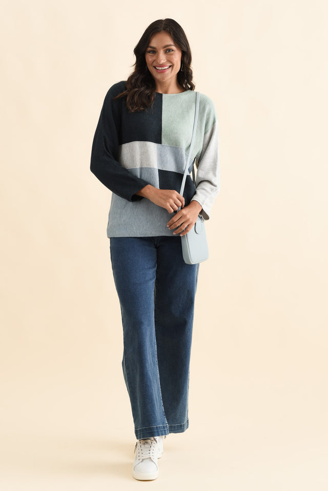 alt text|model:Brontie