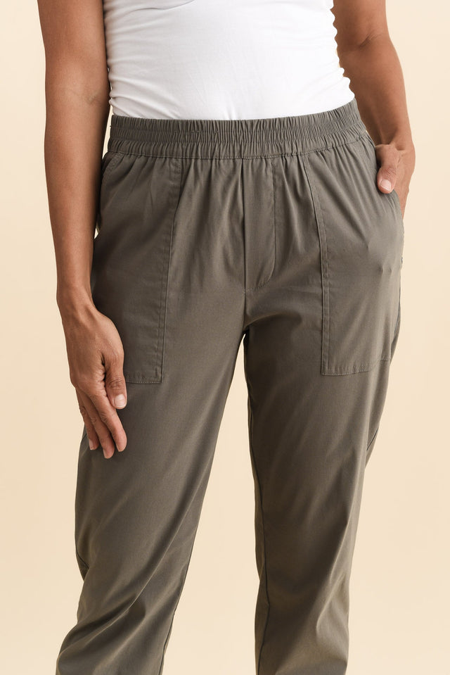 alt text|model:Cara image 6