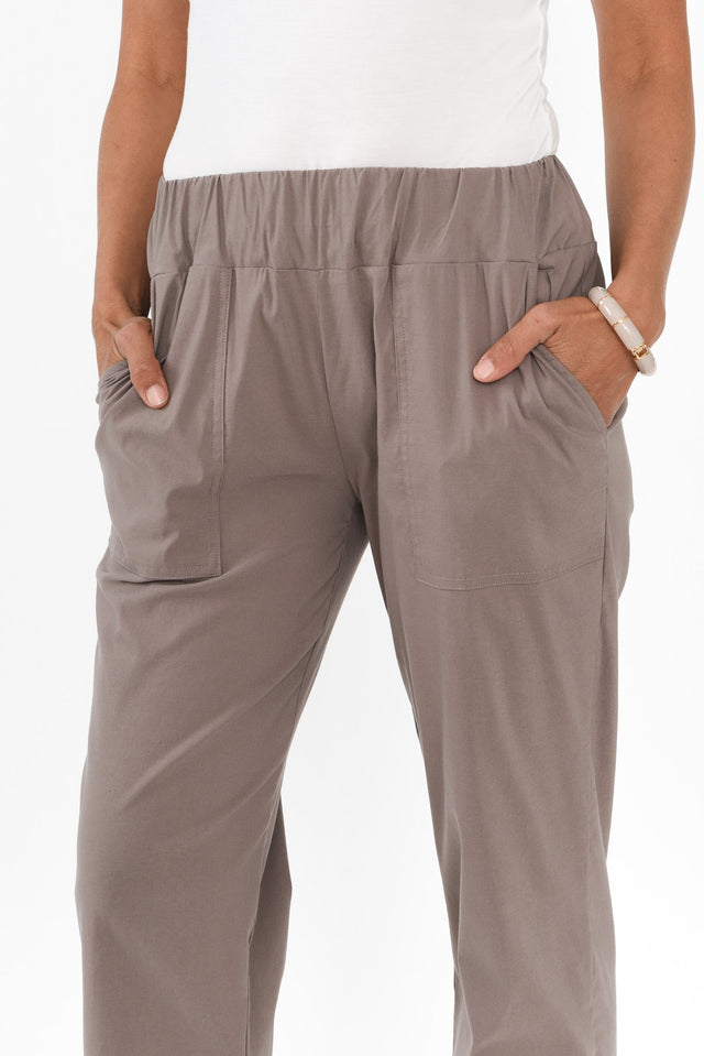 alt text|model:Cara image 6