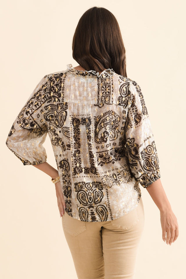 alt text|model:MJ image 5