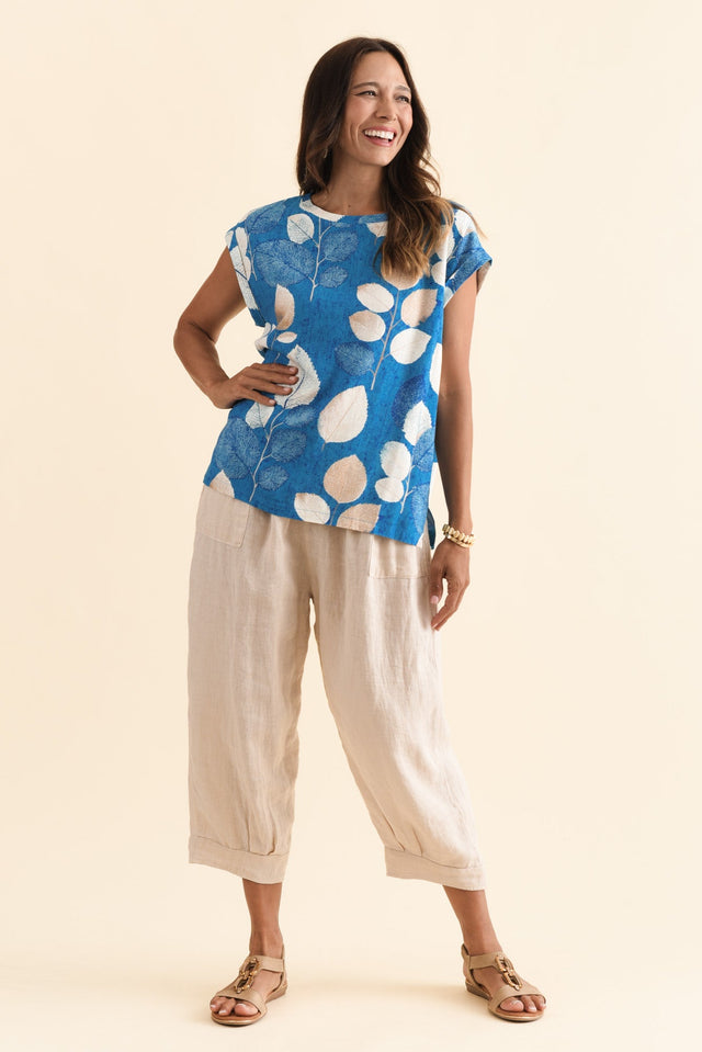 alt text|model:Cara image 7