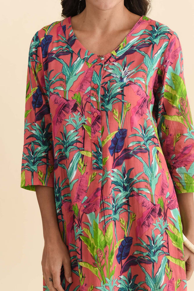 alt text|model:Brontie image 5