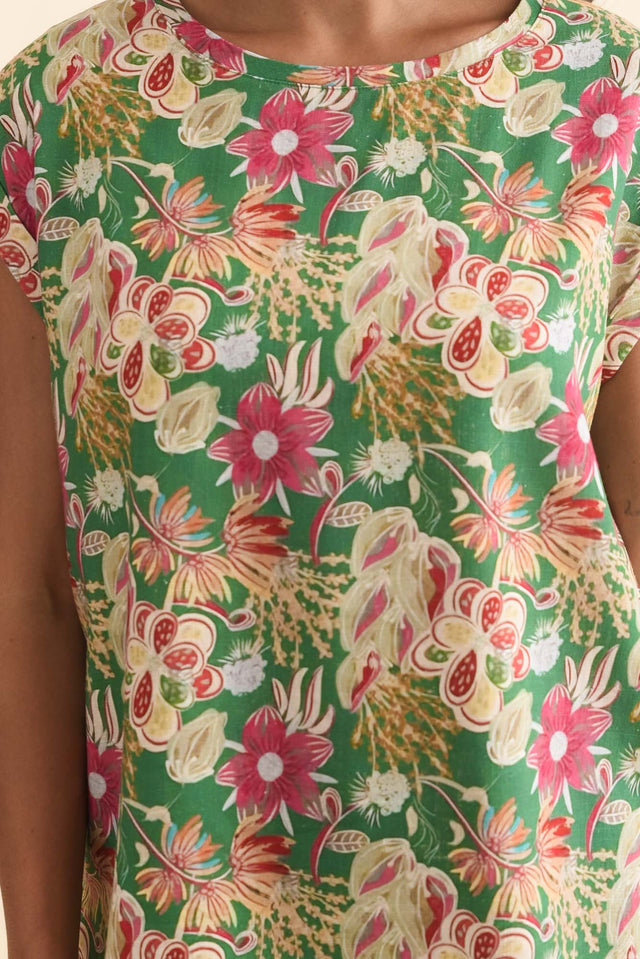 alt text|model:Brontie image 5