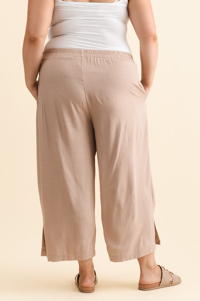 alt text|model:Gabby image 12