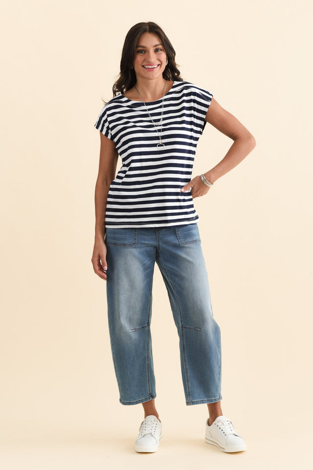 alt text|model:Brontie image 7