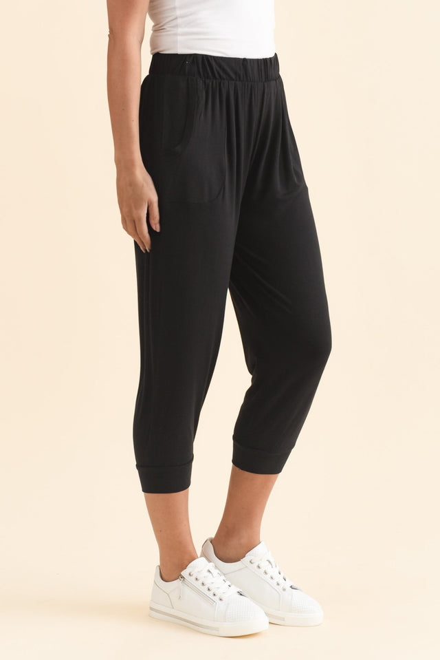 alt text|model:MJ image 4