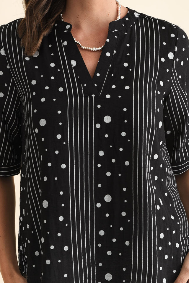 alt text|model:MJ image 6