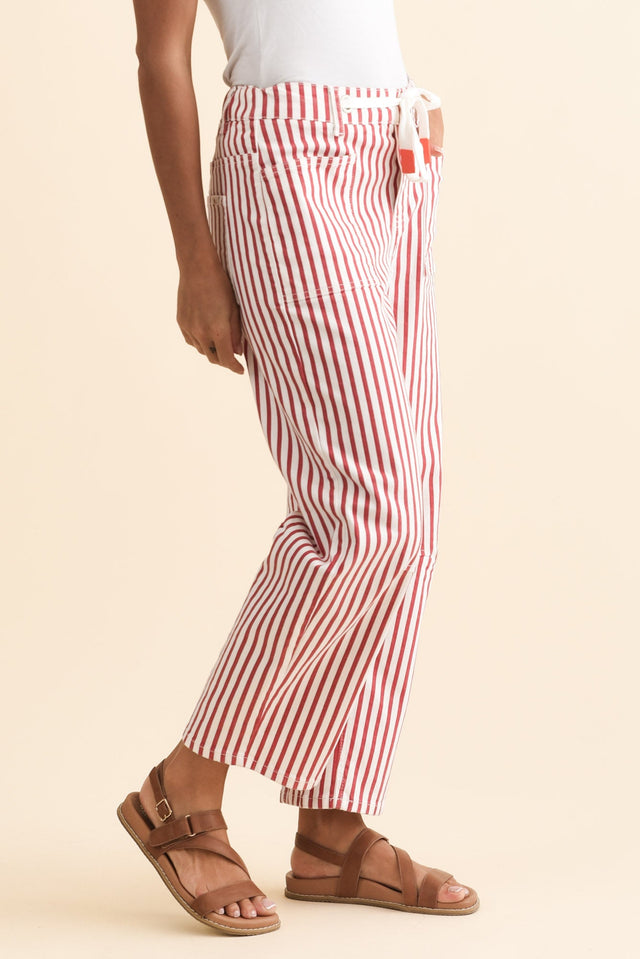 alt text|model:Brontie image 3