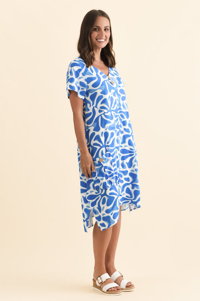 alt text|model:MJ image 4