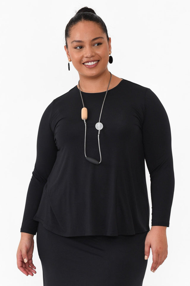 plus-size,curve-basics,curve-tops,plus-size-sleeved-tops,plus-size-basic-tops,plus-size-winter-clothing,facebook-new-for-you  alt text|model:Maiana image 8