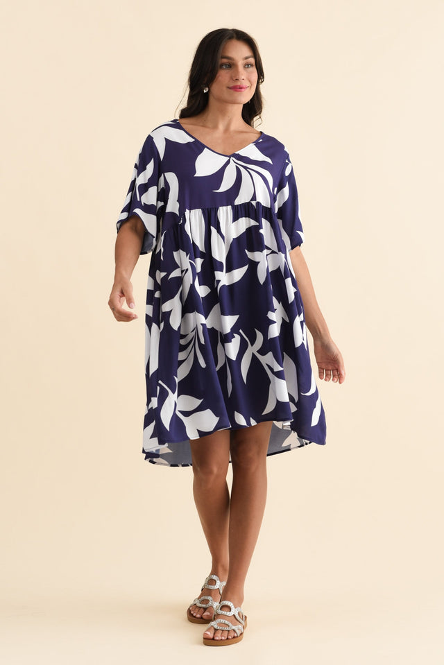 alt text|model:Brontie