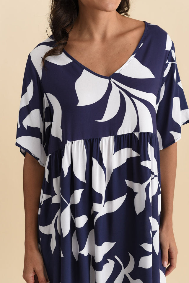 alt text|model:Brontie image 5