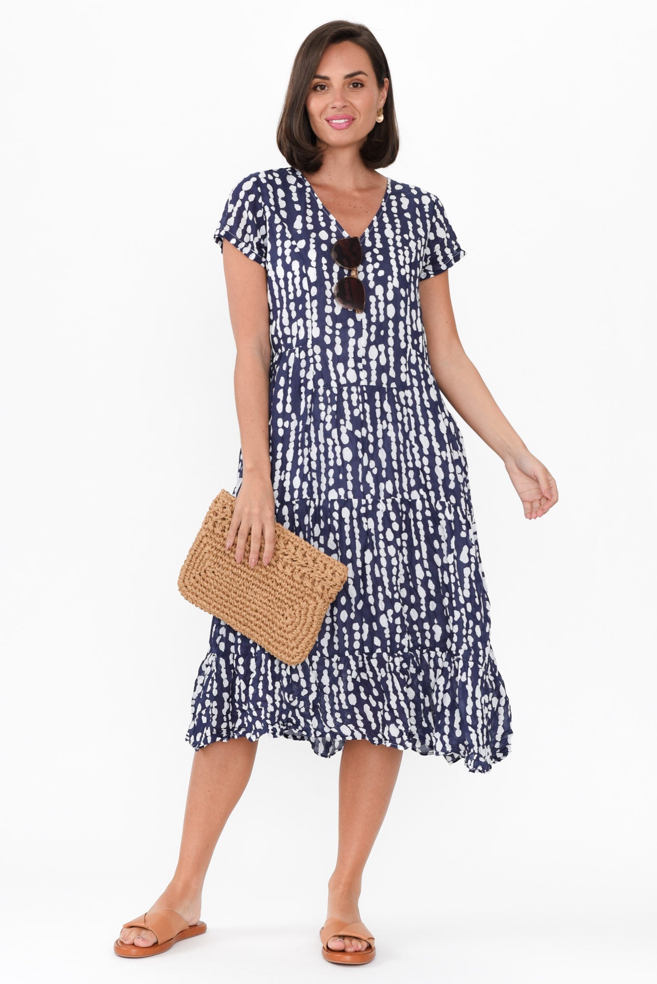 Mastering Resort Casual: Outfits for Tropical Getaways - Blue Bungalow USA Mastering Resort Casual: Outfits for Tropical Getaways - Blue Bungalow USA