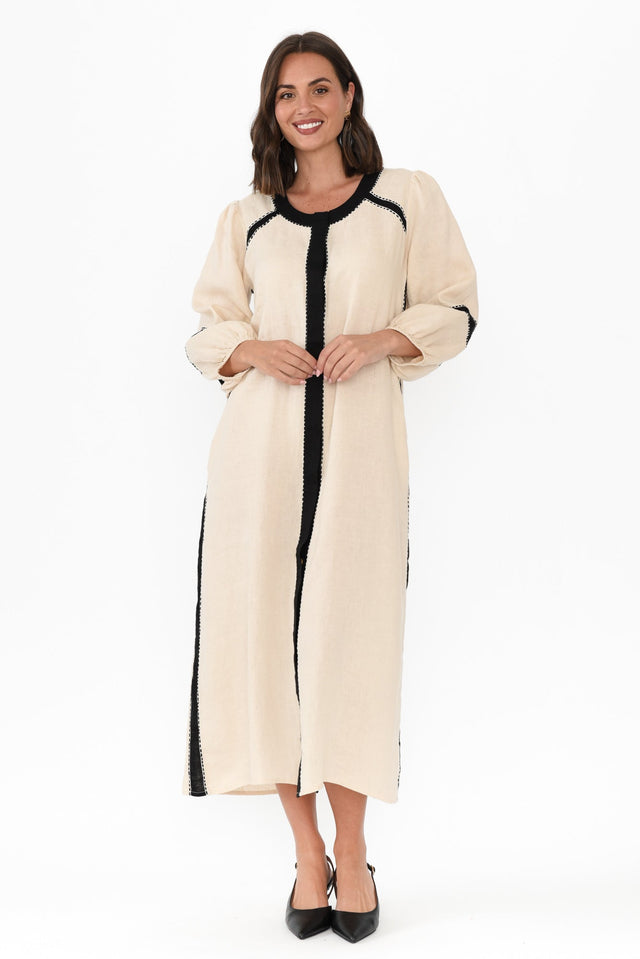 alt text|model:MJ image 6