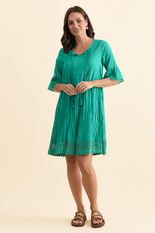 alt text|model:MJ image 6