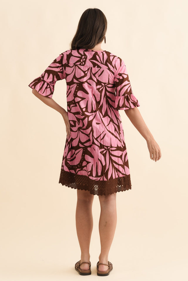 alt text|model:MJ image 5