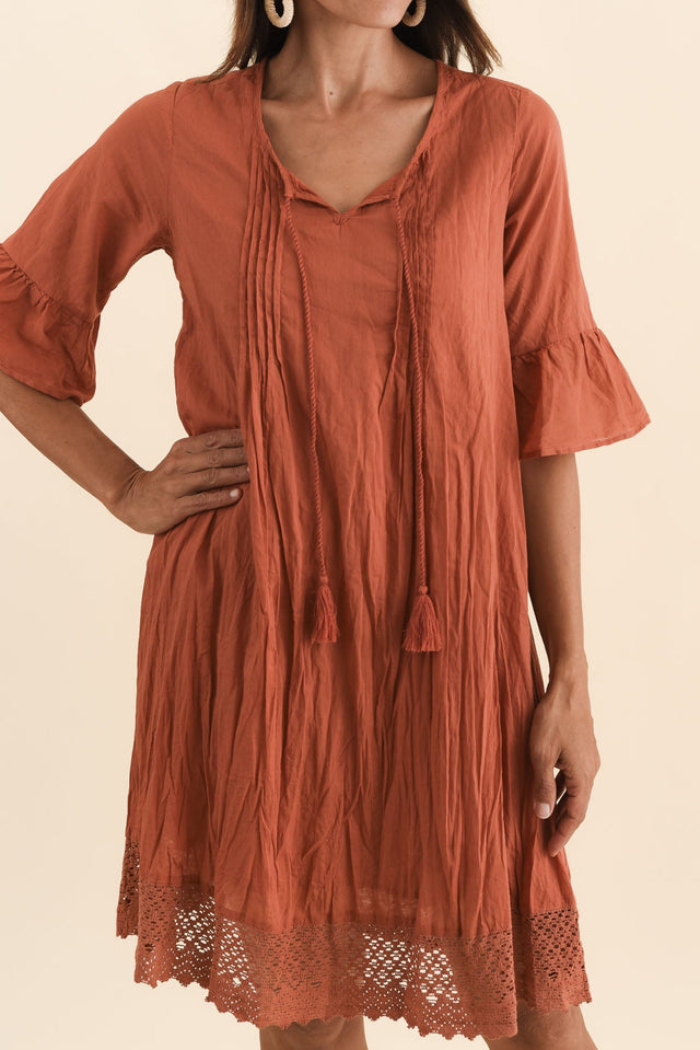 alt text|model:Cara image 7