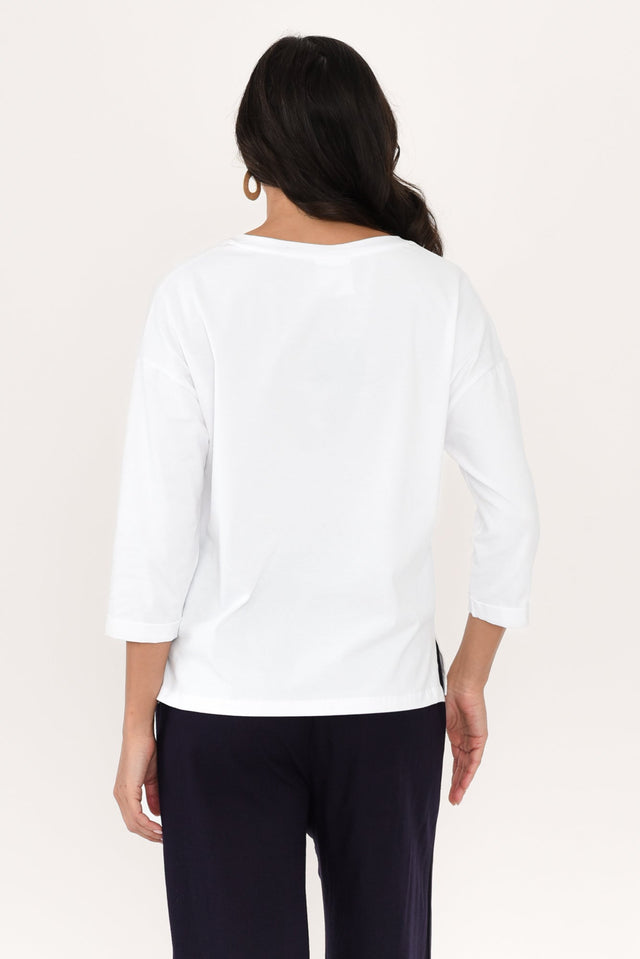 alt text|model:Brontie image 5