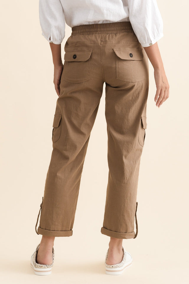 alt text|model:MJ image 4