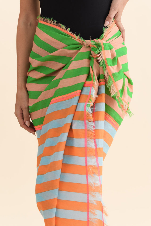 alt text|model:MJ image 5