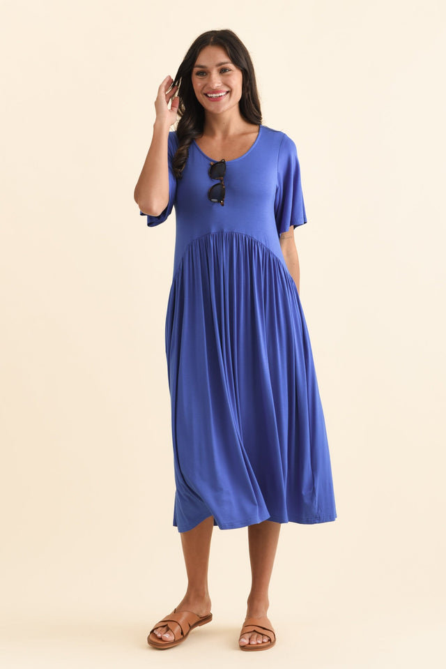 alt text|model:Brontie