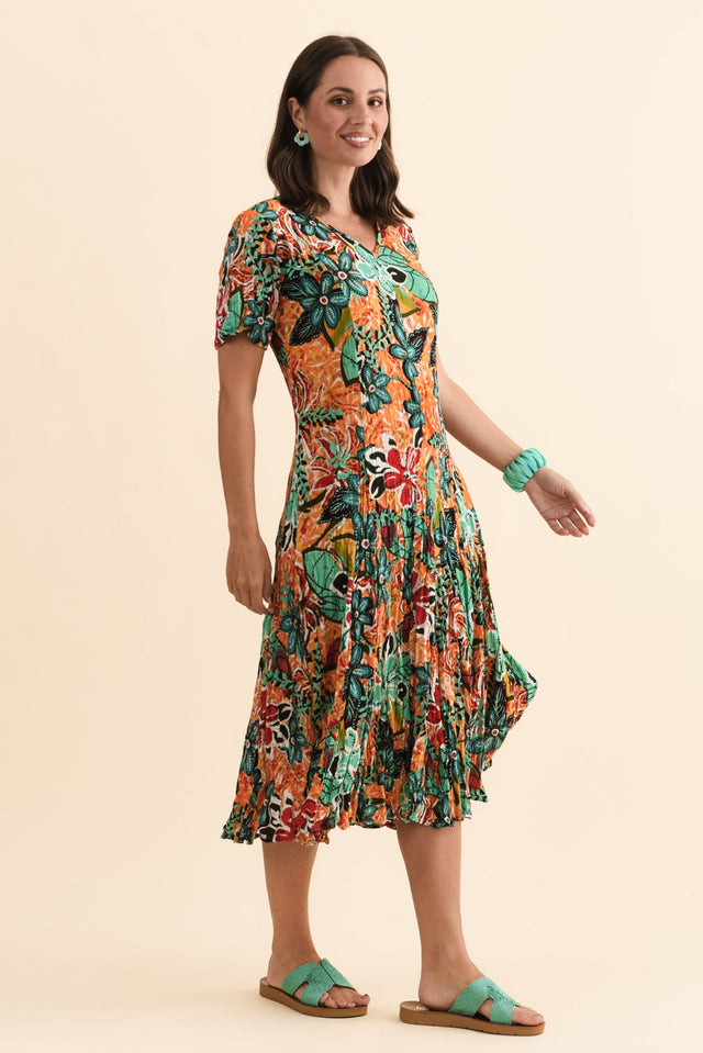 alt text|model:MJ image 4