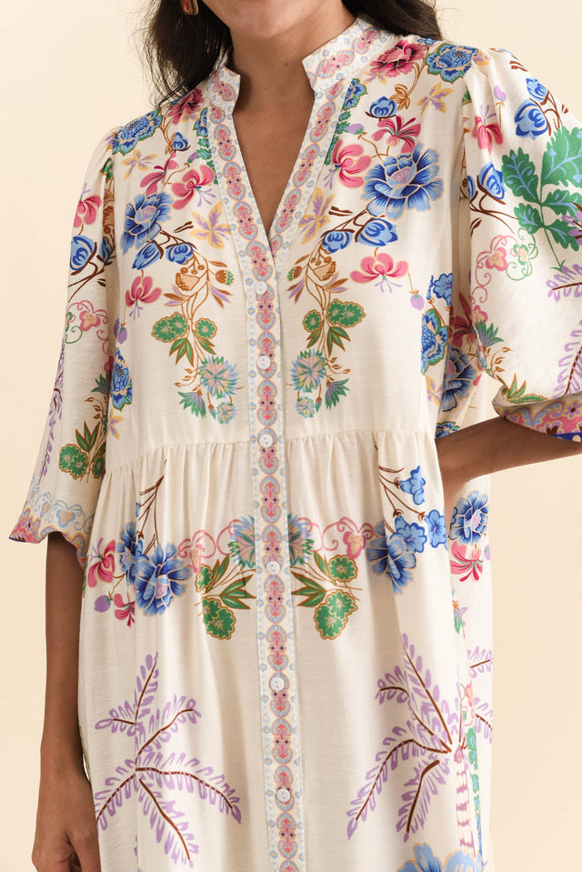 alt text|model:Brontie image 5