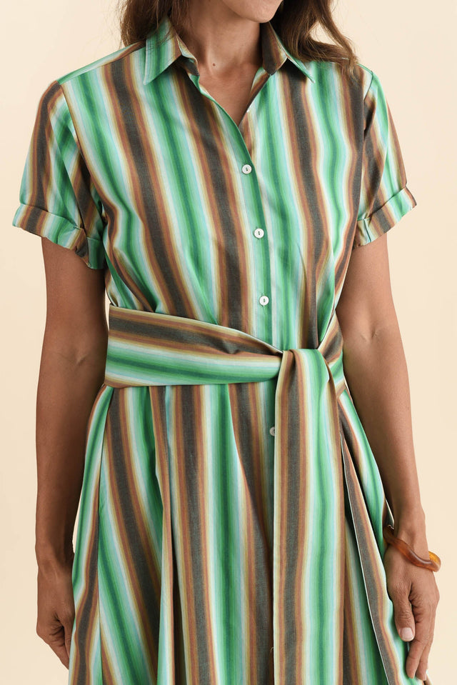 alt text|model:Cara image 6