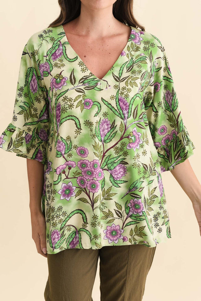 alt text|model:MJ image 5