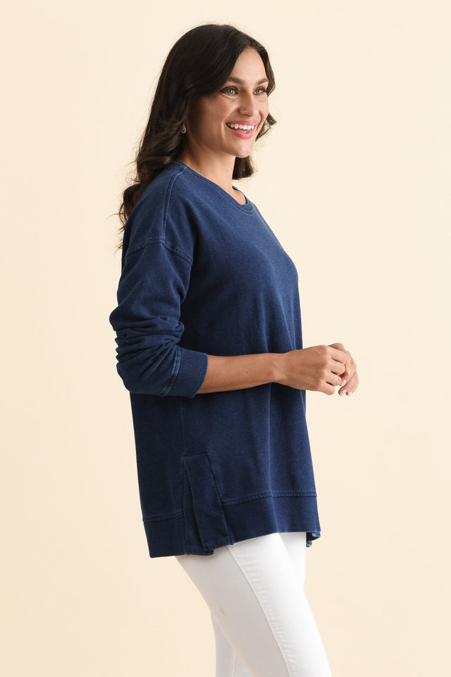 alt text|model:Brontie image 5