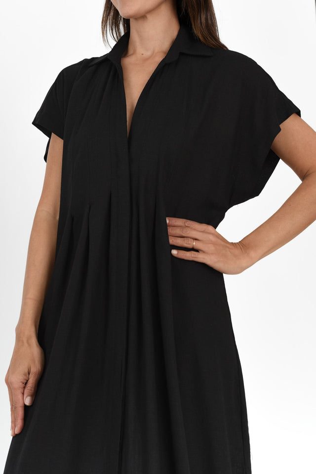 alt text|model:Cara image 5