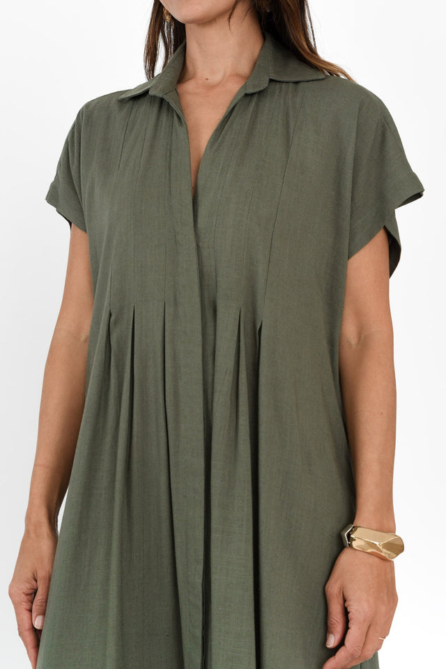 alt text|model:Cara image 5