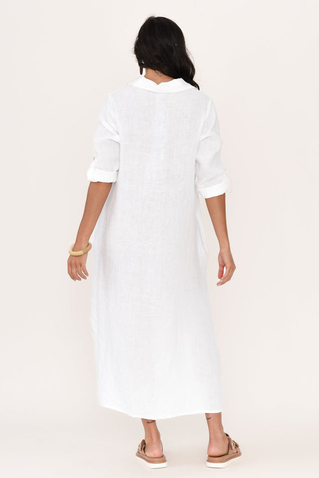 alt text|model:Brontie image 5