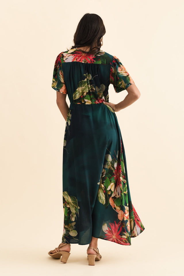 alt text|model:Brontie image 4