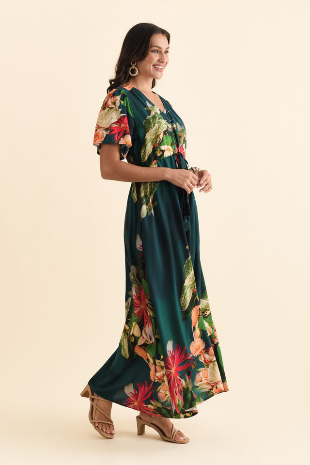 alt text|model:Brontie image 3