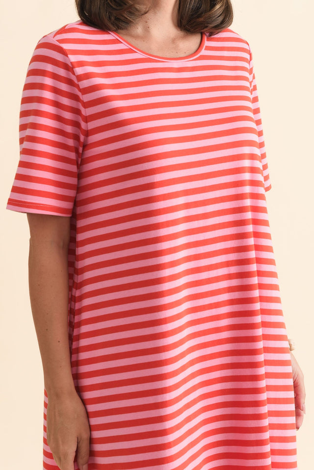 alt text|model:MJ image 7