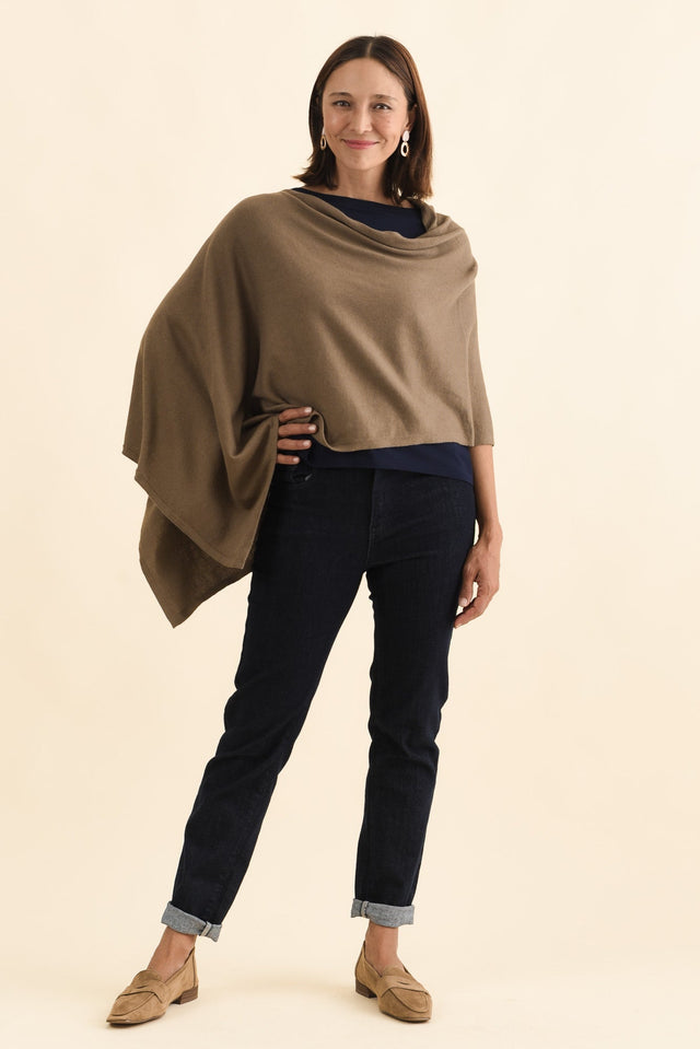 Elorie Khaki Cotton Cashmere Poncho image 6