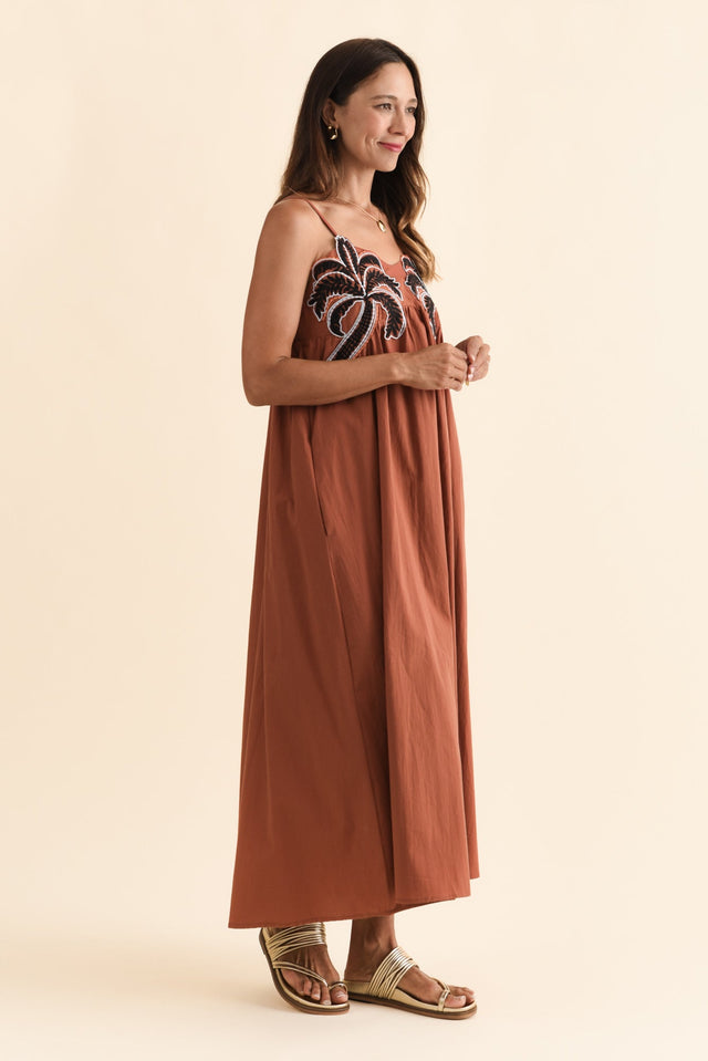 alt text|model:Cara image 5