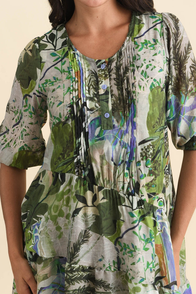 alt text|model:Brontie image 6