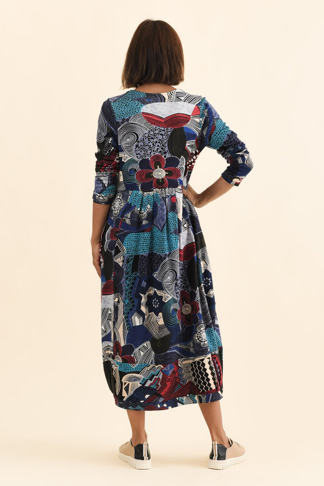 alt text|model:Cara image 4