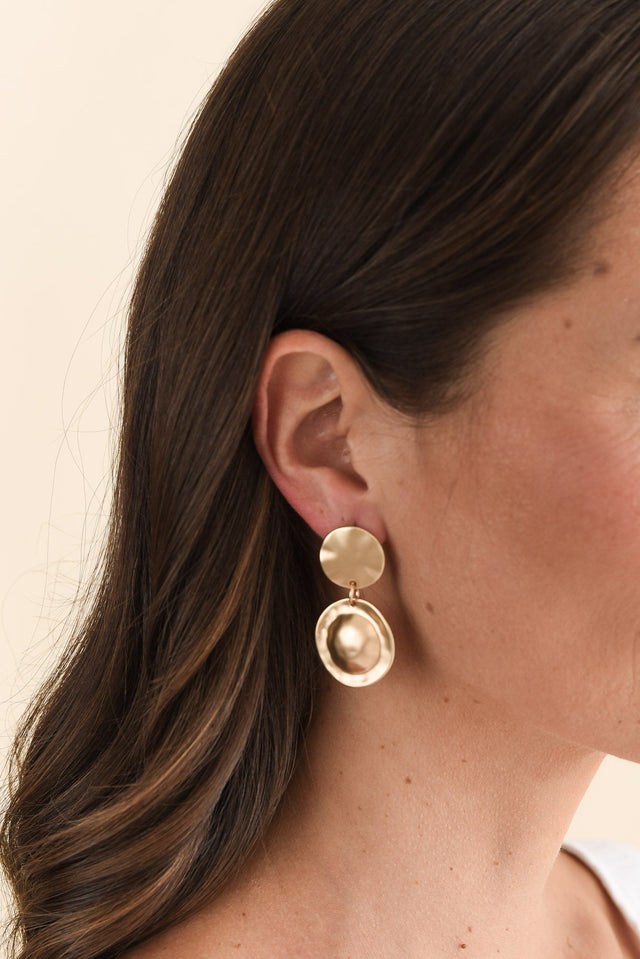 Favae Gold Circle Drop Earrings image 2